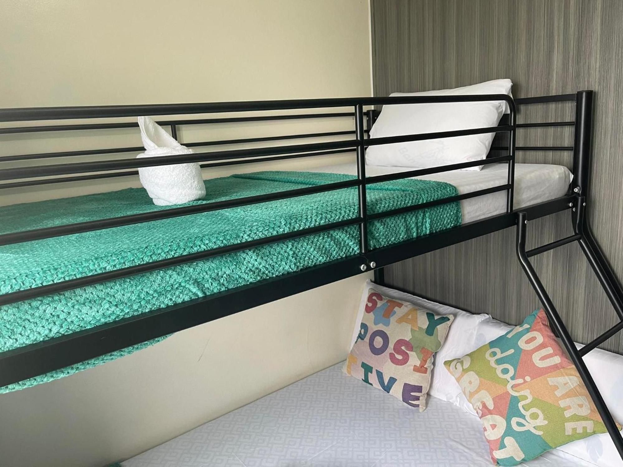 Green Residences Stays By Pbyy Manila Luaran gambar